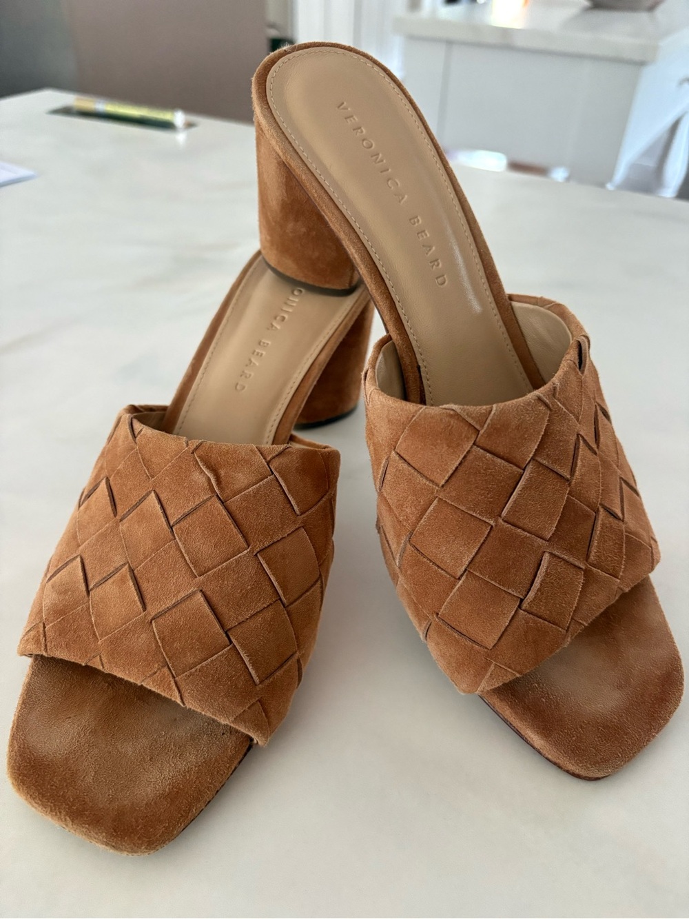 Veronica Beard Kiele Pecan Woven Suede Mule
Size 8.5 - Picture 2 of 4